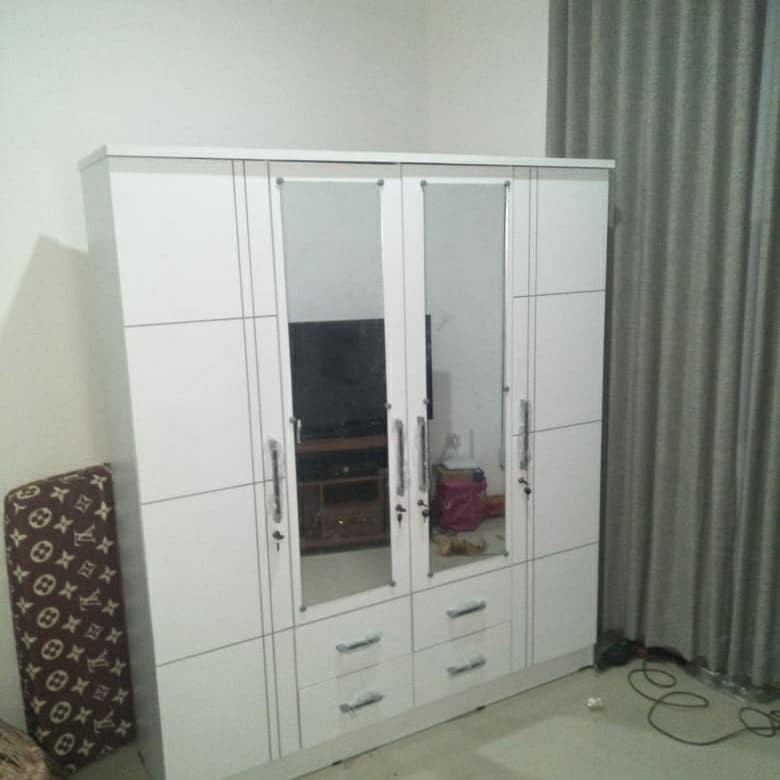 LEMARI PAKAIAN 4 PINTU MINIMALIS